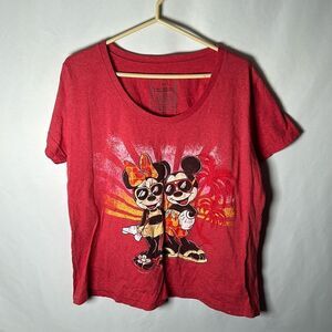 Women’s Disney Store Mickey and Minnie shirt XXL